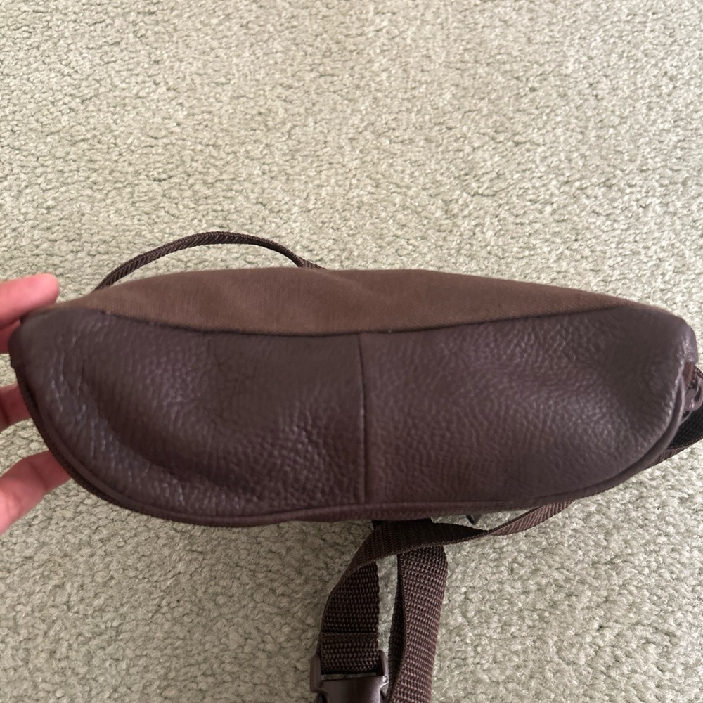 Vintage Wilson’s Genuine Leather Fanny Pack Belt Bag Brown NEW - Picture 9 of 10